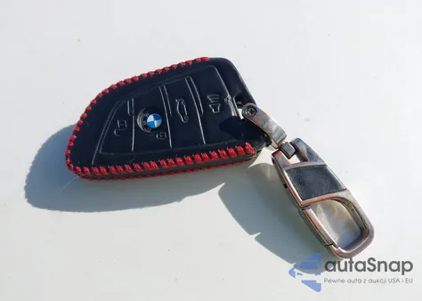 2018 BMW X1 xDrive28I из США, поврежденный, VIN WBXHT3C31J3H32550